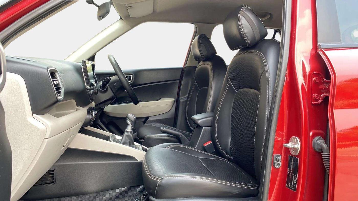 2022 Hyundai VENUE S PLUS 1.5 CRDI, Diesel, Manual, 33,569 km, Right Side Front Door Cabin