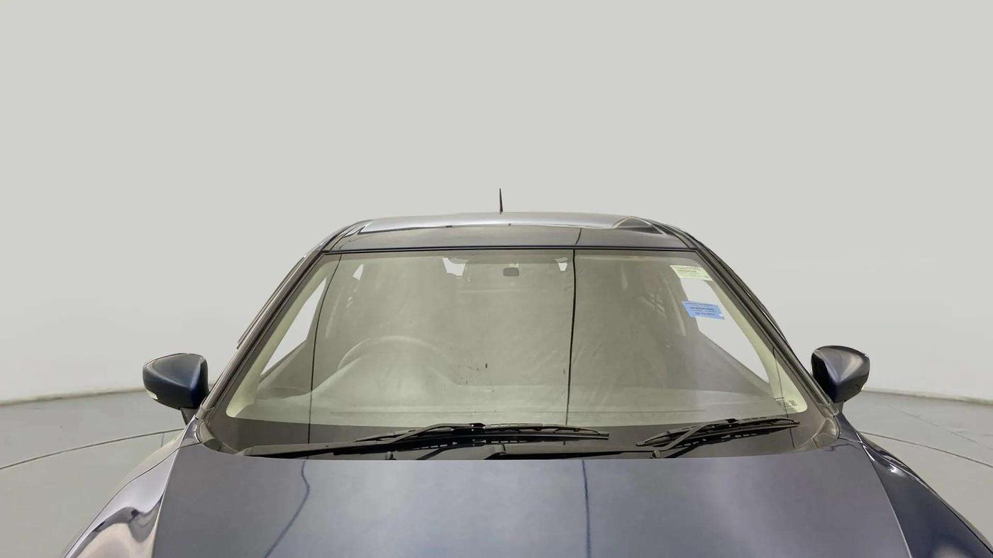 2017 Maruti Baleno DELTA PETROL 1.2, Petrol, Manual, 56,284 km, Front Windshield