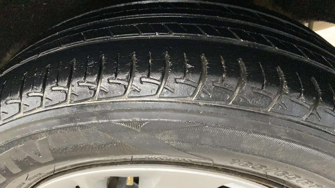 2017 Maruti Baleno DELTA PETROL 1.2, Petrol, Manual, 56,284 km, Right Rear Tyre Tread