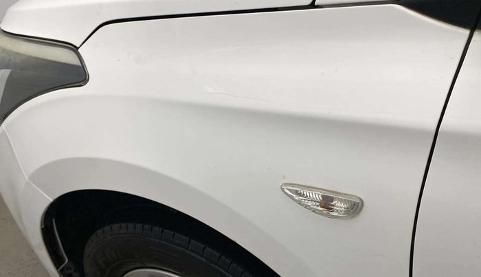 2018 Hyundai Elite i20 MAGNA EXECUTIVE 1.2, Petrol, Manual, 48,397 km, Left fender - Minor scratches