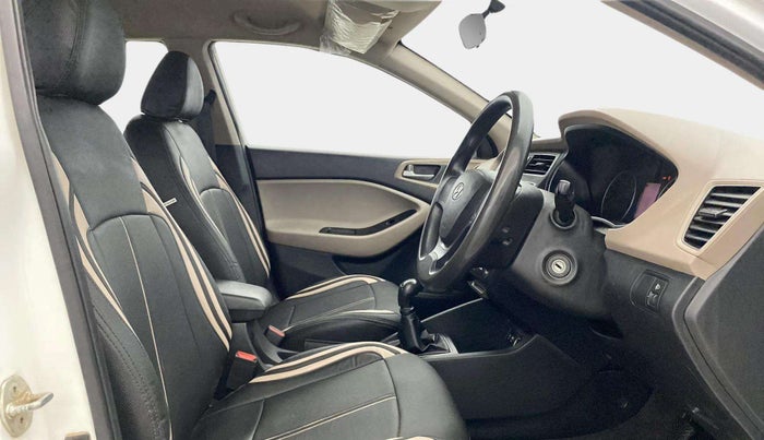 2018 Hyundai Elite i20 MAGNA EXECUTIVE 1.2, Petrol, Manual, 48,397 km, Right Side Front Door Cabin