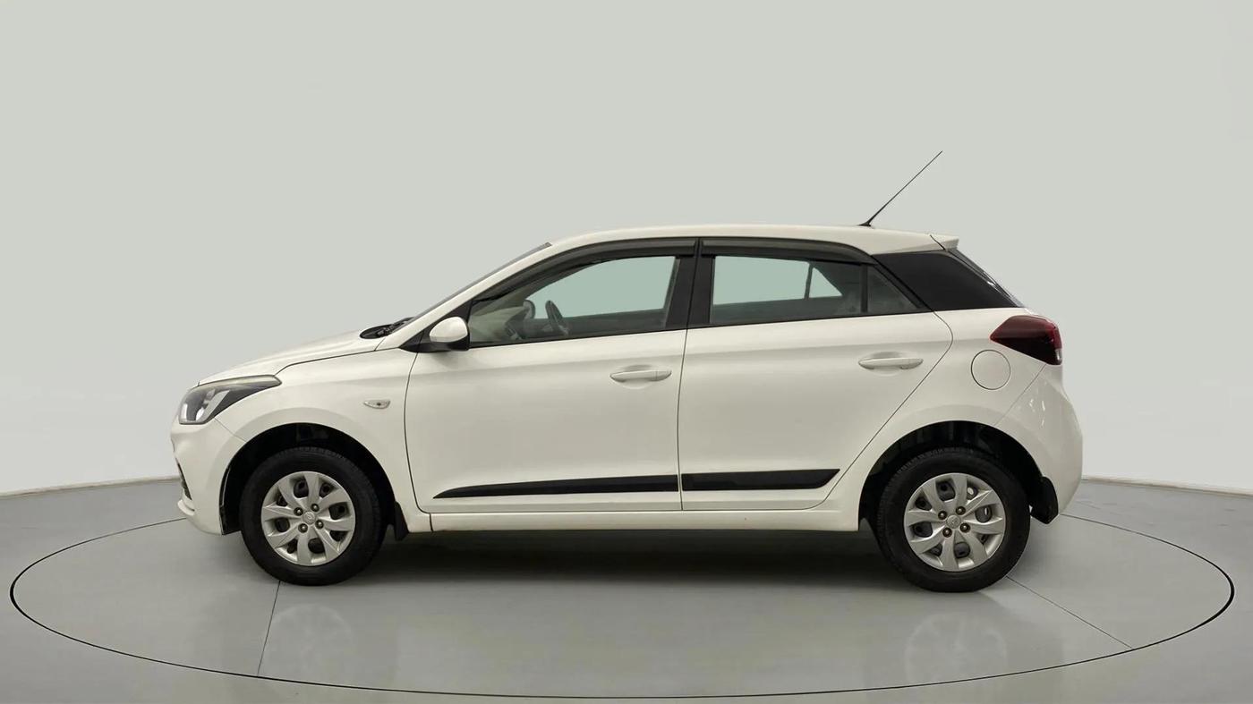 2018 Hyundai Elite i20 MAGNA EXECUTIVE 1.2, Petrol, Manual, 48,397 km, Left Side