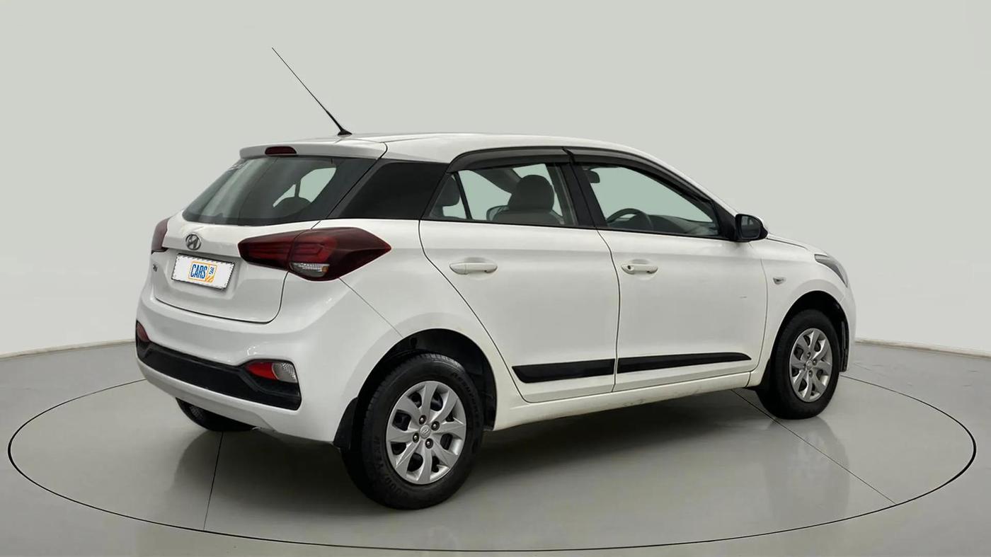 2018 Hyundai Elite i20 MAGNA EXECUTIVE 1.2, Petrol, Manual, 48,397 km, Right Back Diagonal