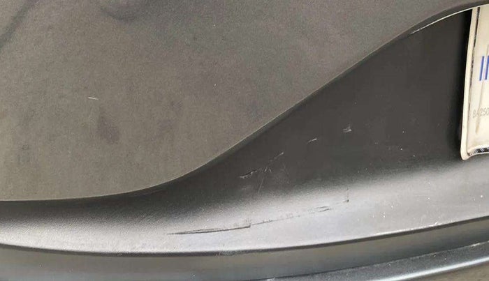 2021 Tata Tiago XT PETROL, Petrol, Manual, 31,594 km, Rear bumper - Minor scratches
