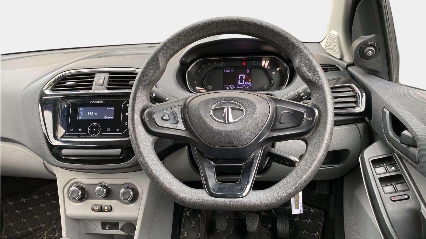 2021 Tata Tiago XT PETROL, Petrol, Manual, 31,594 km, Steering Wheel Close Up