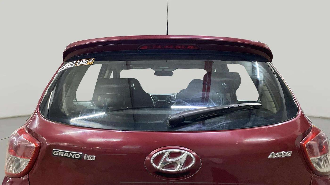 2015 Hyundai Grand i10 ASTA (O) 1.2 KAPPA VTVT, Petrol, Manual, 29,513 km, Rear Windshield