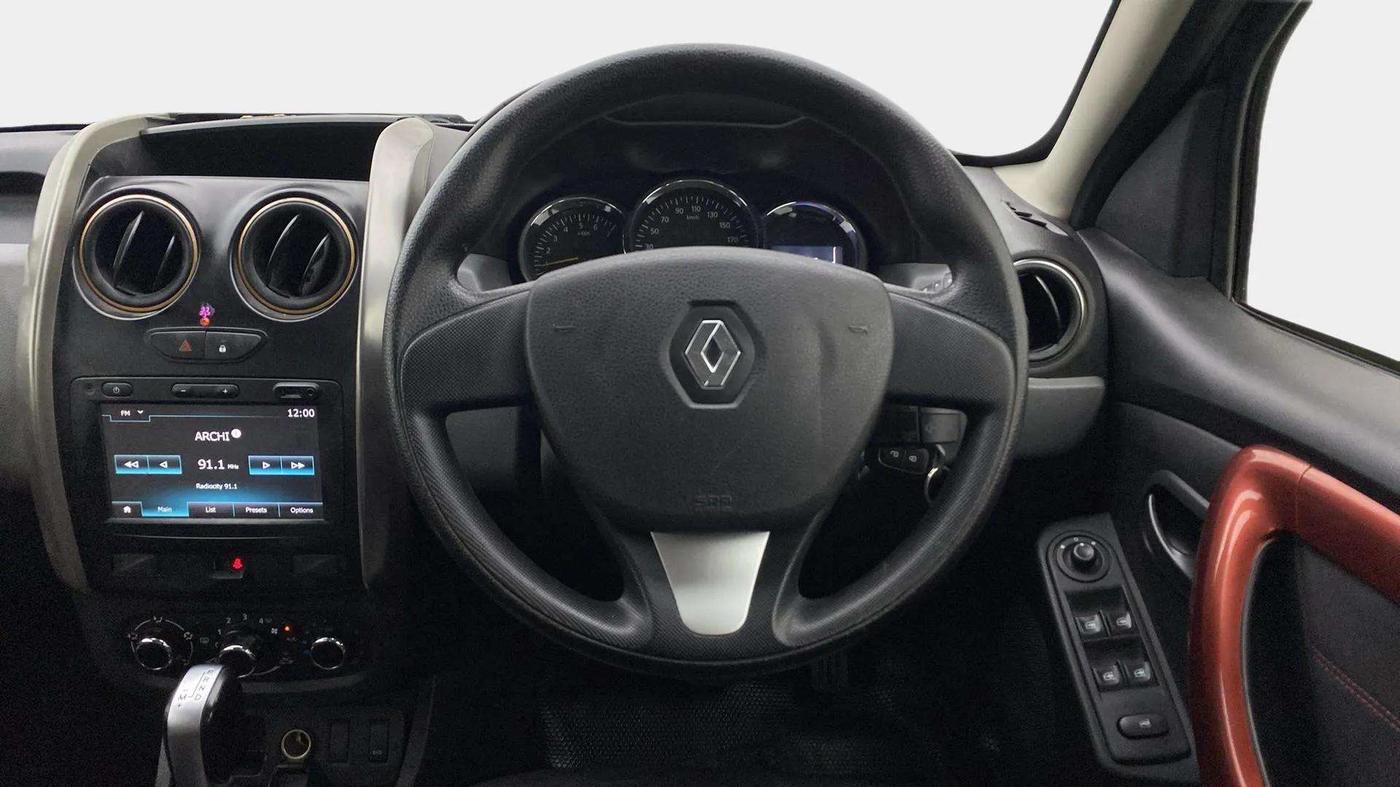 2017 Renault Duster RXS CVT, Petrol, Automatic, 42,921 km, Steering Wheel Close Up