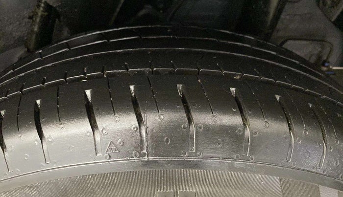 2023 Hyundai VENUE SX 1.2 PETROL, Petrol, Manual, 8,292 km, Left Rear Tyre Tread