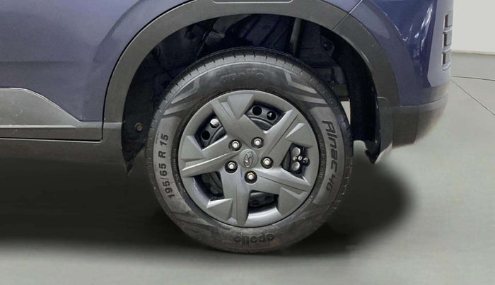 2023 Hyundai VENUE SX 1.2 PETROL, Petrol, Manual, 8,292 km, Left Rear Wheel