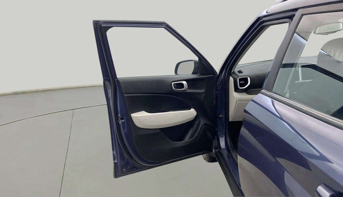 2023 Hyundai VENUE SX 1.2 PETROL, Petrol, Manual, 8,292 km, LHS Front Door