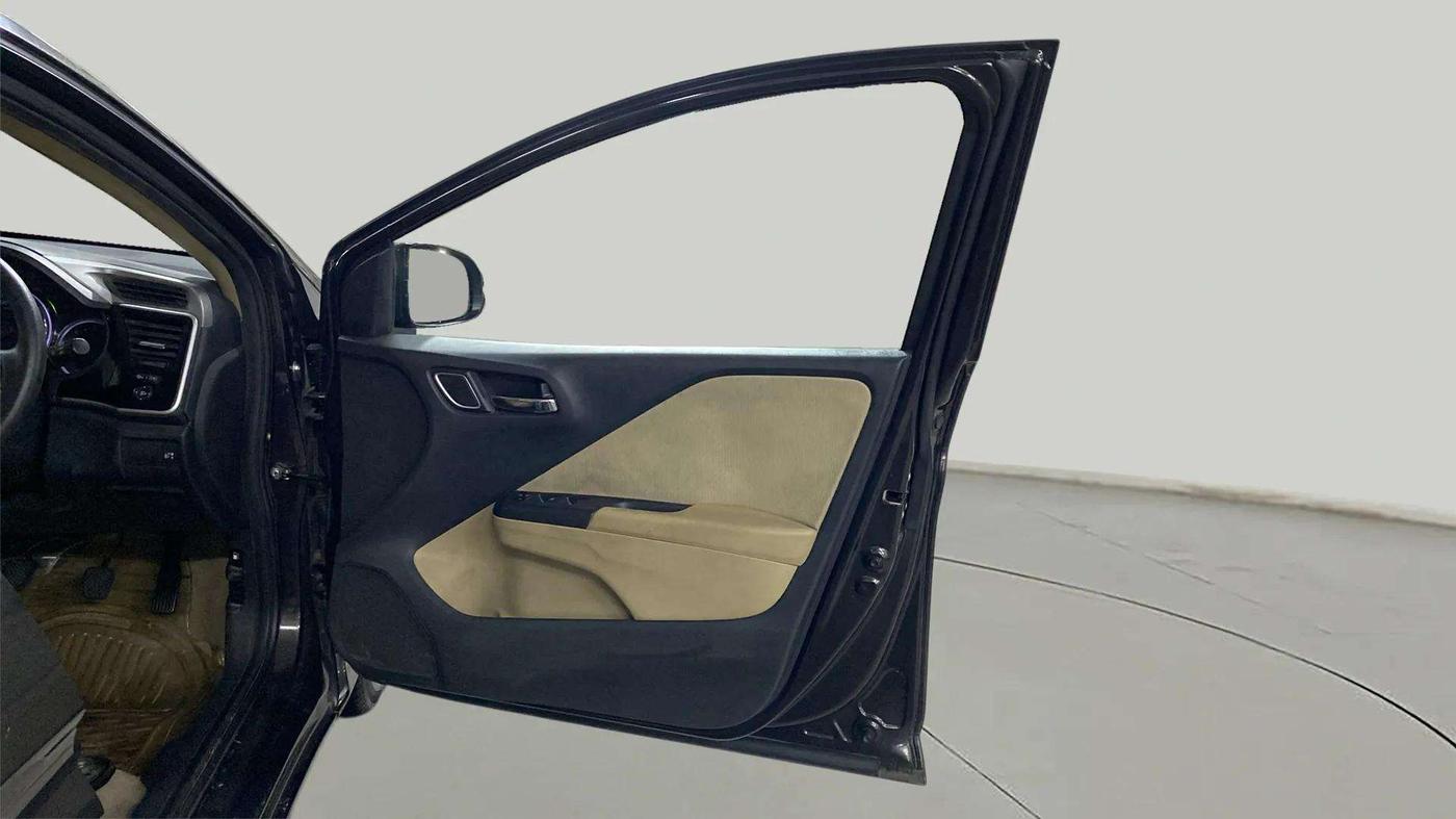 2019 Honda City 1.5L I-VTEC V MT, Petrol, Manual, 30,111 km, RHS Front Door