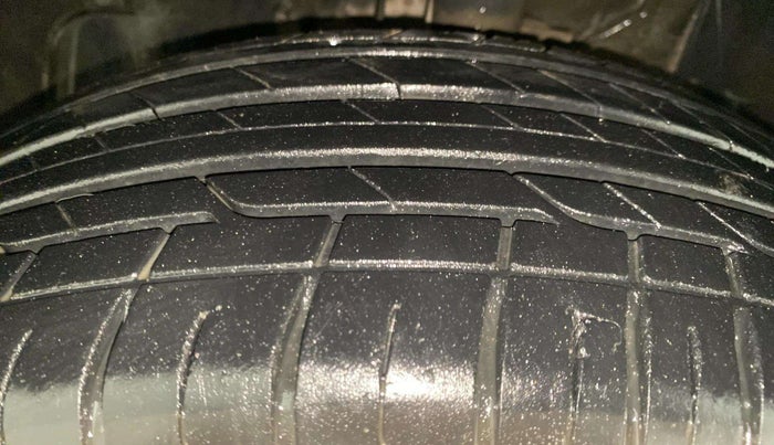 2022 Tata NEXON XMA SUNROOF PETROL, Petrol, Automatic, 23,825 km, Left Front Tyre Tread