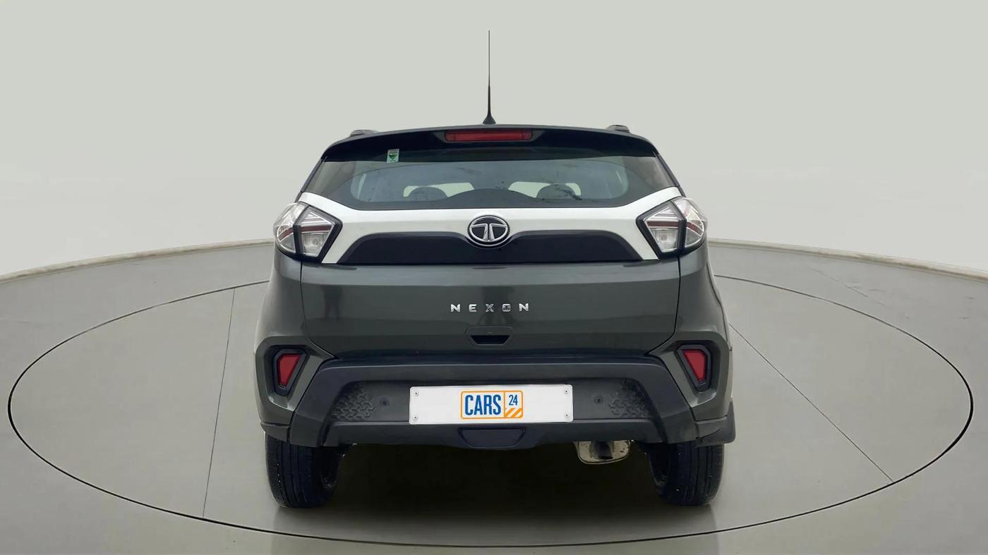 2022 Tata NEXON XMA SUNROOF PETROL, Petrol, Automatic, 23,825 km, Back/Rear