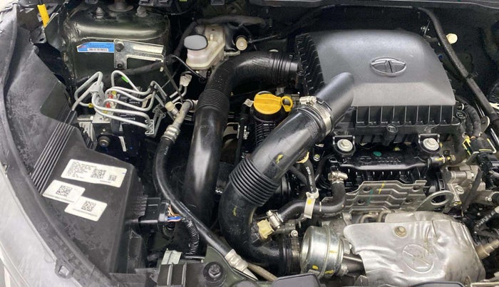 2022 Tata NEXON XMA SUNROOF PETROL, Petrol, Automatic, 23,825 km, Engine View - Right