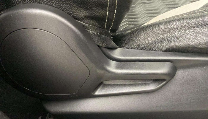 2022 Tata NEXON XMA SUNROOF PETROL, Petrol, Automatic, 23,825 km, Driver Side Adjustment Panel
