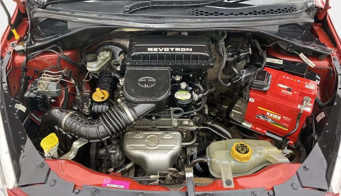 2017 Tata Tiago XZ PETROL, Petrol, Manual, 35,996 km, Engine View