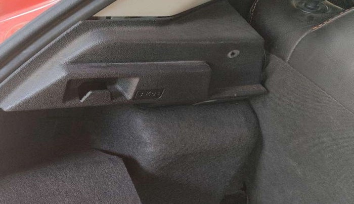 2017 Tata Tiago XZ PETROL, Petrol, Manual, 35,996 km, Dicky (Boot door) - Trim lock has minor damage