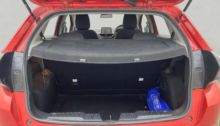 2020 Tata ALTROZ XT PETROL, Petrol, Manual, 7,610 km, Boot Inside