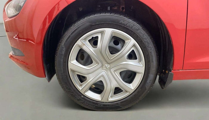 2020 Tata ALTROZ XT PETROL, Petrol, Manual, 7,610 km, Left Front Wheel