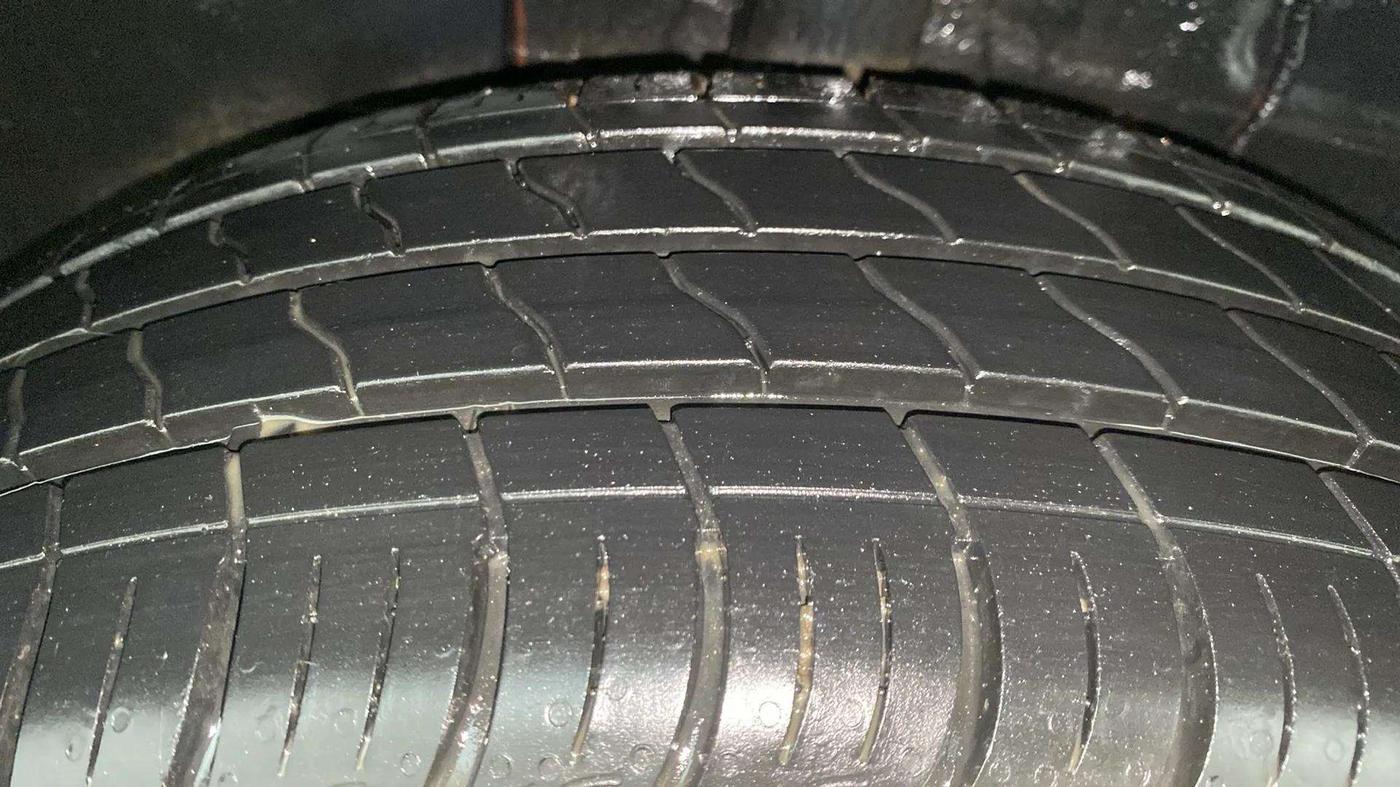 2020 Tata ALTROZ XT PETROL, Petrol, Manual, 7,610 km, Right Rear Tyre Tread