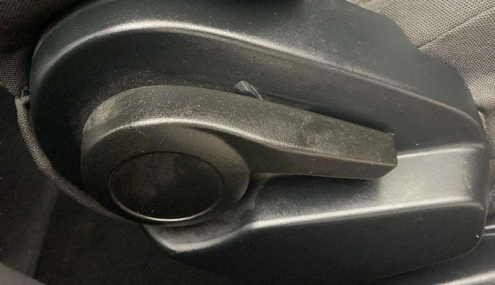 2020 Tata ALTROZ XT PETROL, Petrol, Manual, 7,610 km, Driver Side Adjustment Panel