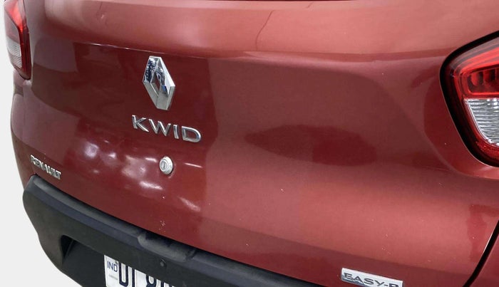 2017 Renault Kwid RXT 1.0 AMT (O), Petrol, Automatic, 21,580 km, Dicky (Boot door) - Slightly dented