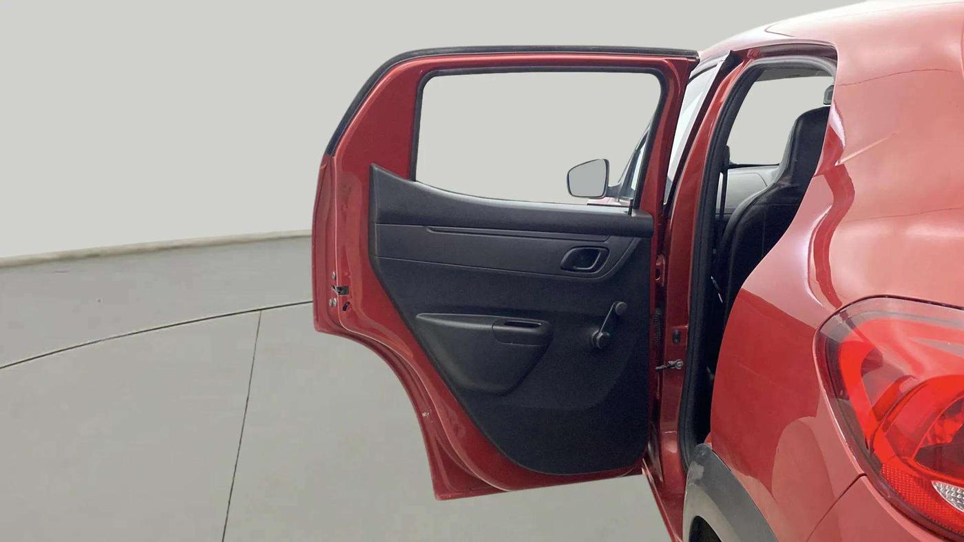 2017 Renault Kwid RXT 1.0 AMT (O), Petrol, Automatic, 21,749 km, LHS Rear Door