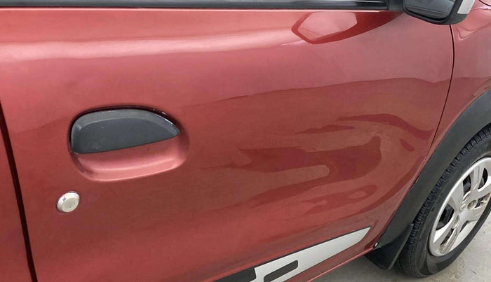 2017 Renault Kwid RXT 1.0 AMT (O), Petrol, Automatic, 21,580 km, Driver-side door - Slightly dented