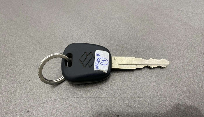 2019 Maruti New Wagon-R LXI CNG 1.0, CNG, Manual, 41,047 km, Key Close Up