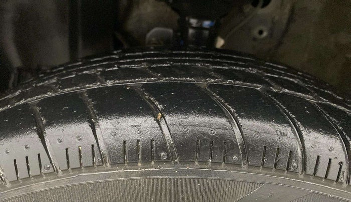 2019 Maruti New Wagon-R LXI CNG 1.0, CNG, Manual, 41,047 km, Left Front Tyre Tread