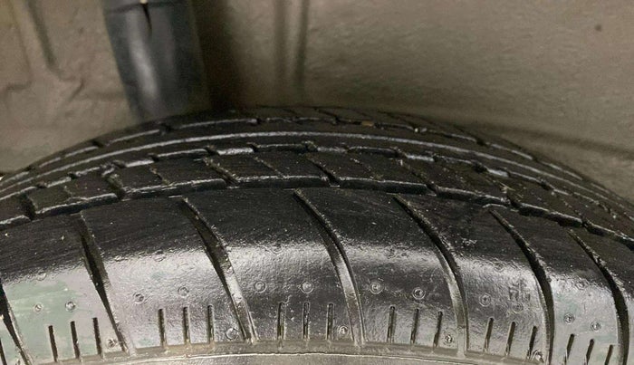 2019 Maruti New Wagon-R LXI CNG 1.0, CNG, Manual, 41,047 km, Right Rear Tyre Tread