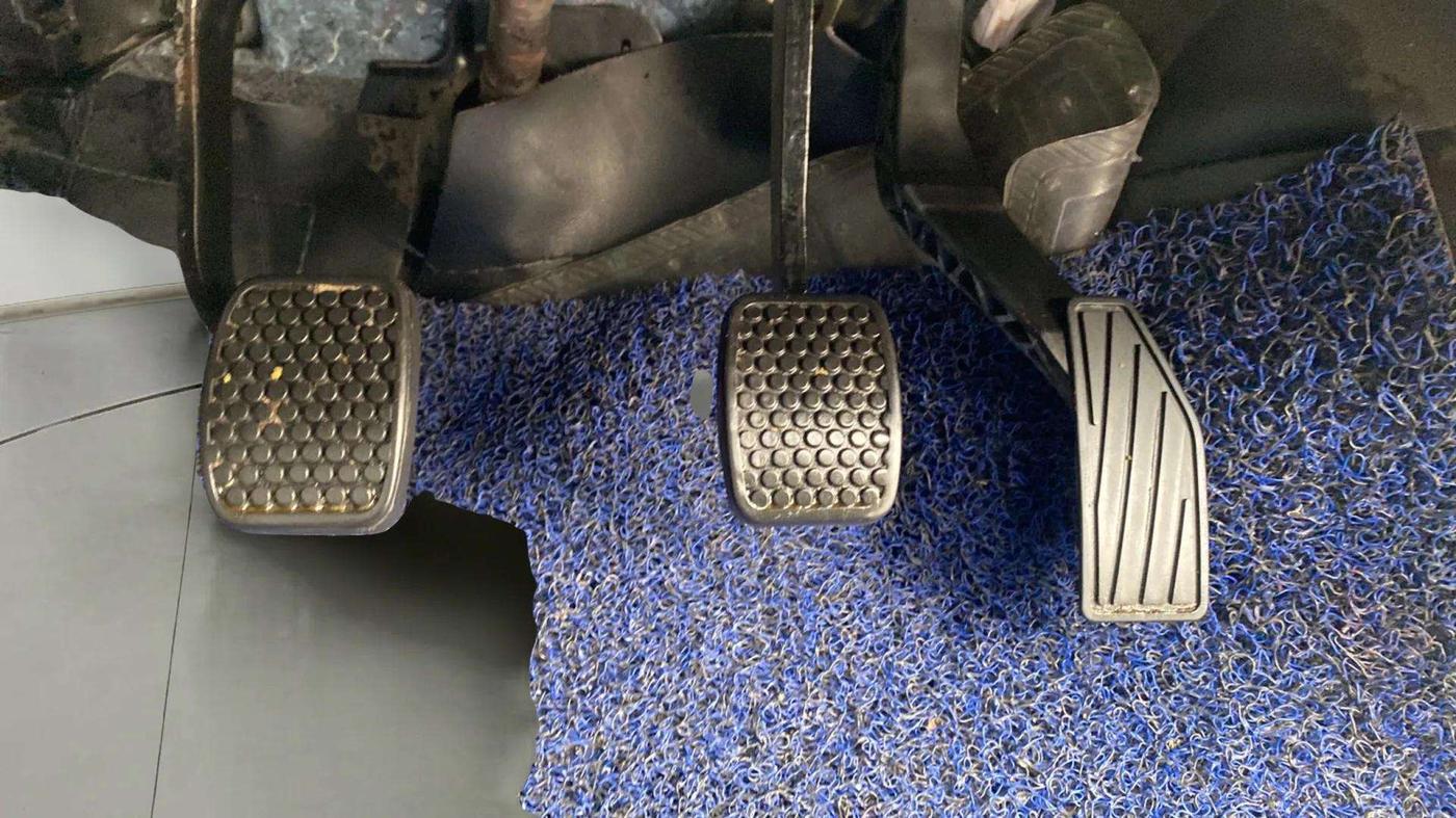 2021 Maruti Alto VXI PLUS, Petrol, Manual, 16,991 km, Pedals
