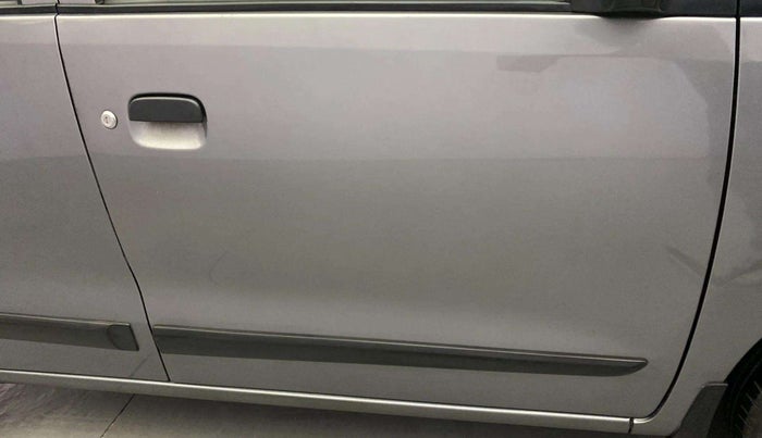 2014 Maruti Wagon R 1.0 LXI, Petrol, Manual, 72,697 km, Driver-side door - Minor scratches