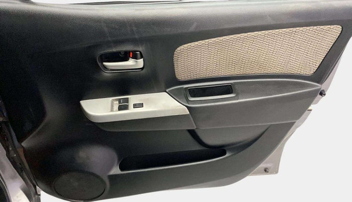 2014 Maruti Wagon R 1.0 LXI, Petrol, Manual, 72,697 km, Driver Side Door Panels Control