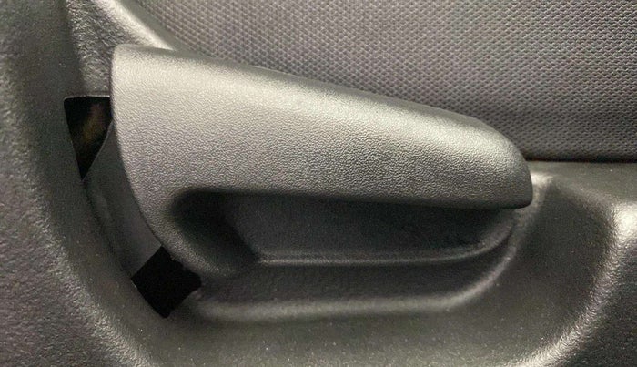 2014 Maruti Wagon R 1.0 LXI, Petrol, Manual, 72,697 km, Driver Side Adjustment Panel
