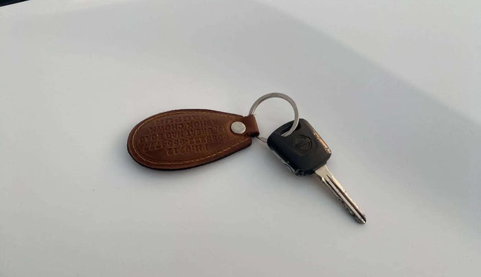 2021 Nissan MAGNITE XE, Petrol, Manual, 49,212 km, Key Close Up
