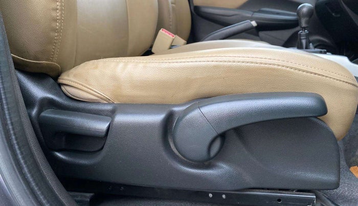 2017 Honda Jazz 1.2L I-VTEC V, Petrol, Manual, 23,183 km, Driver Side Adjustment Panel