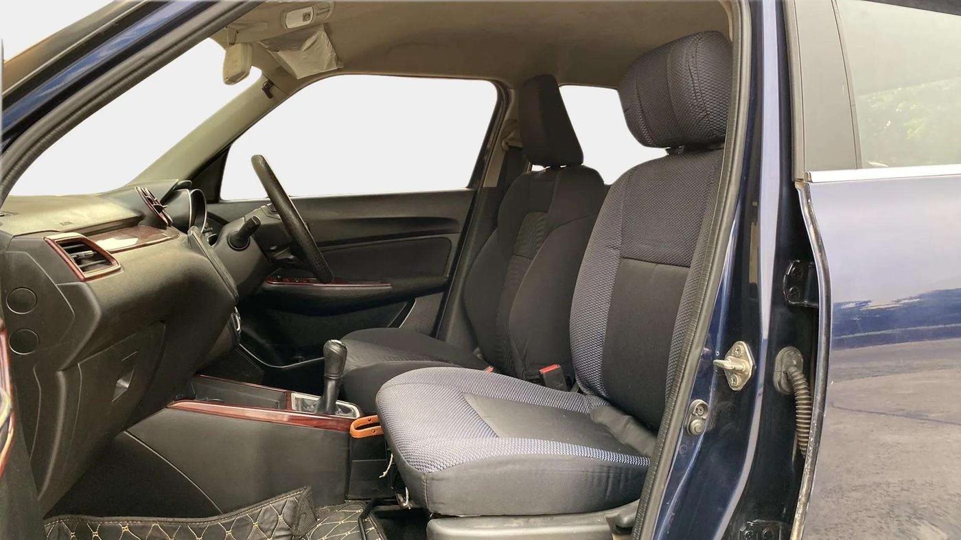 2020 Maruti Swift VXI, Petrol, Manual, 48,068 km, Right Side Front Door Cabin