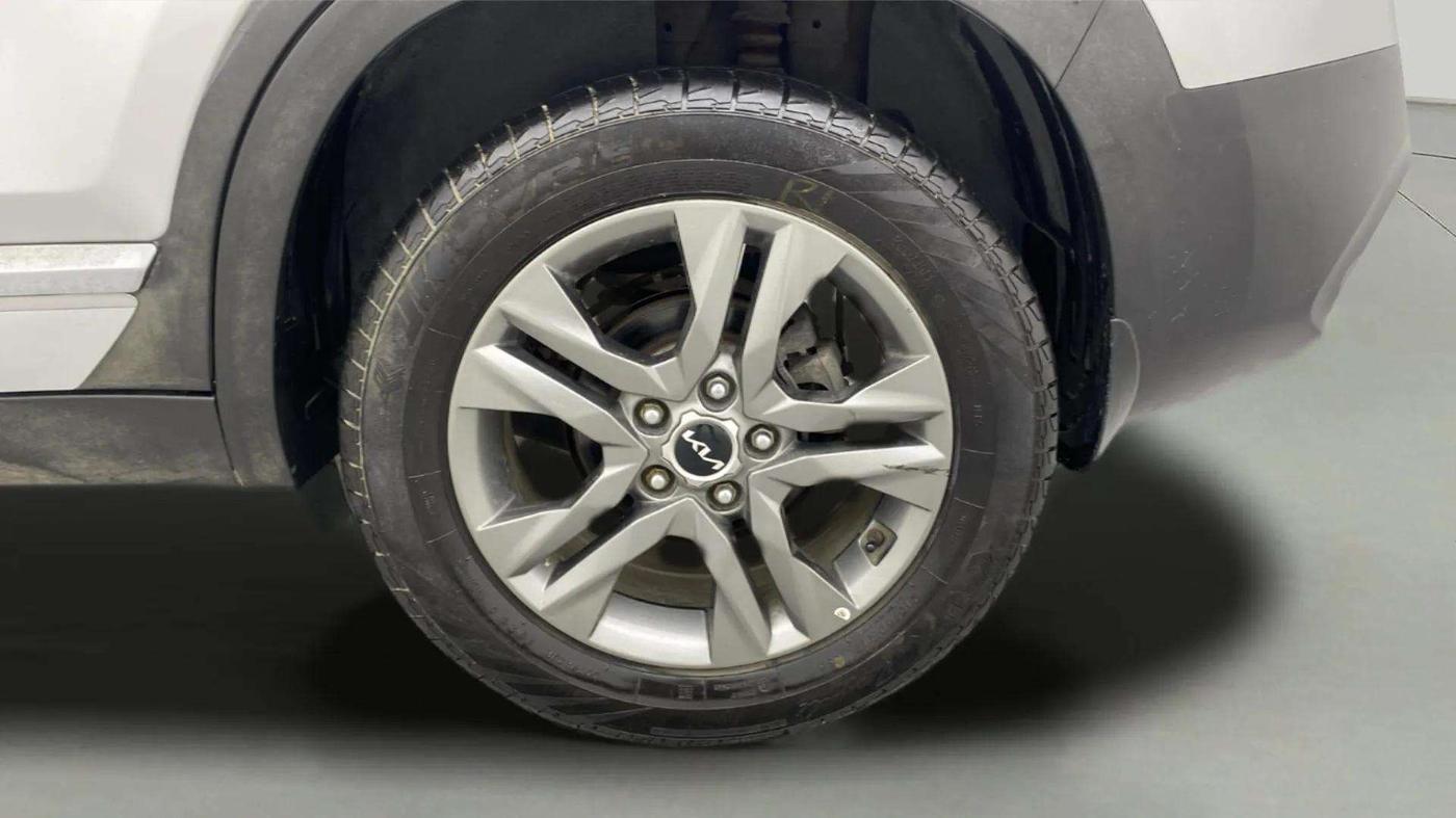 2022 KIA SELTOS HTX PETROL 1.5, Petrol, Manual, 10,414 km, Left Rear Wheel