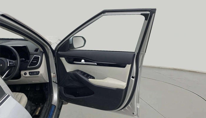 2022 KIA SELTOS HTX PETROL 1.5, Petrol, Manual, 10,414 km, RHS Front Door