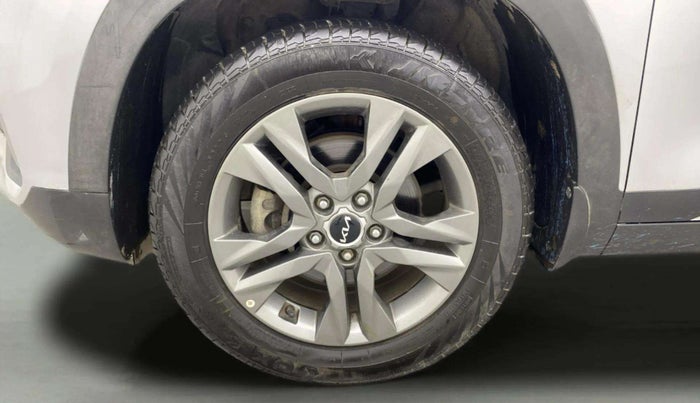 2022 KIA SELTOS HTX PETROL 1.5, Petrol, Manual, 10,414 km, Left Front Wheel