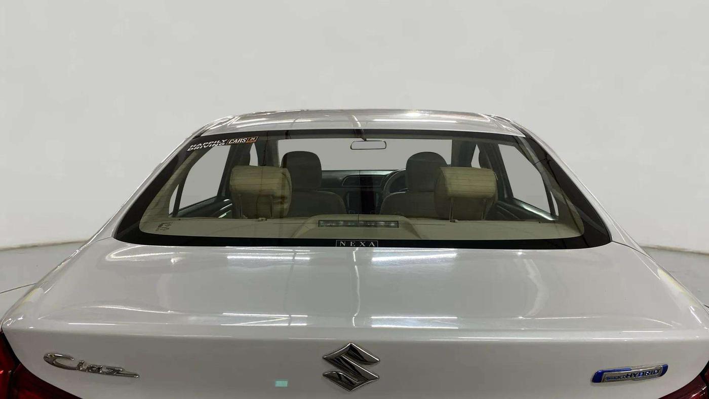 2021 Maruti Ciaz ZETA 1.5 SHVS MT PETROL, Petrol, Manual, 26,489 km, Rear Windshield