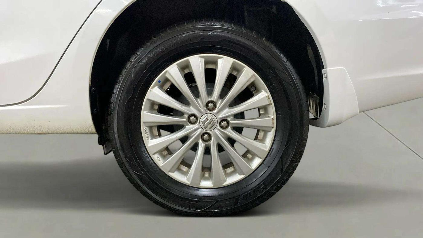 2021 Maruti Ciaz ZETA 1.5 SHVS MT PETROL, Petrol, Manual, 26,489 km, Left Rear Wheel