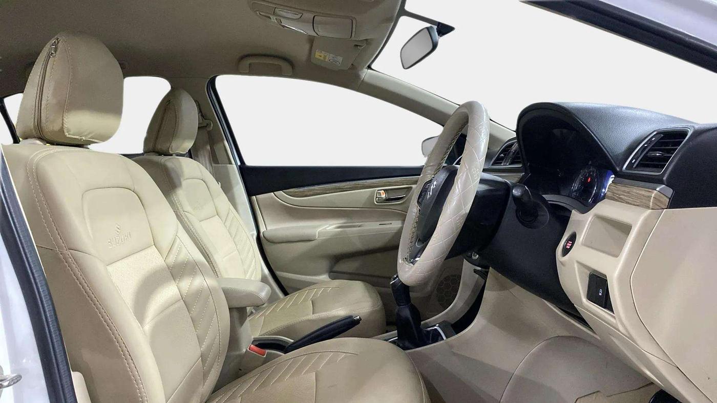 2021 Maruti Ciaz ZETA 1.5 SHVS MT PETROL, Petrol, Manual, 26,489 km, Right Side Front Door Cabin