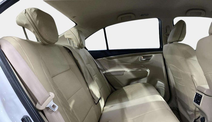 2021 Maruti Ciaz ZETA 1.5 SHVS MT PETROL, Petrol, Manual, 26,354 km, Right Side Rear Door Cabin