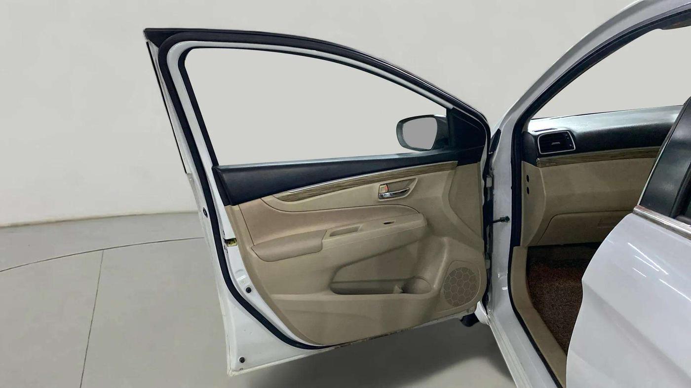 2021 Maruti Ciaz ZETA 1.5 SHVS MT PETROL, Petrol, Manual, 26,489 km, LHS Front Door