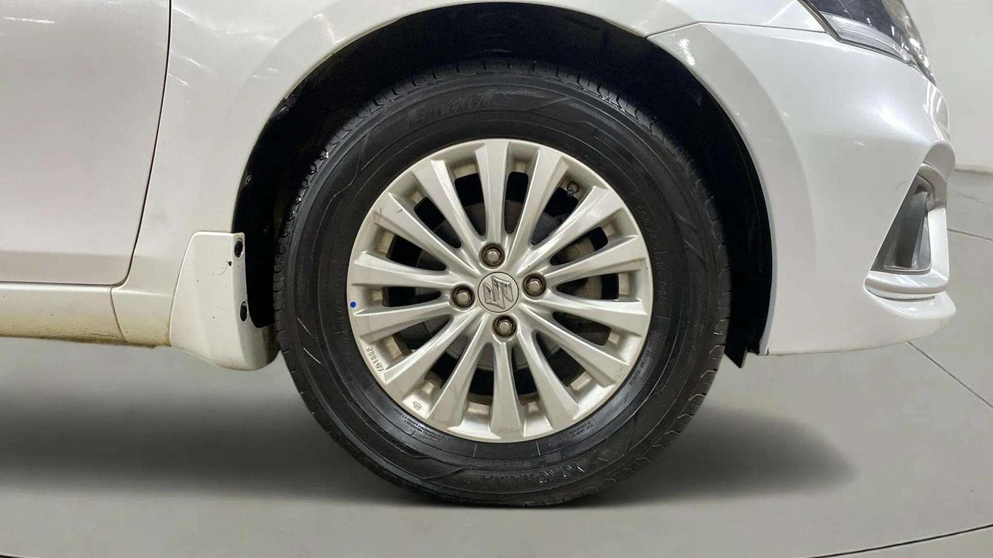 2021 Maruti Ciaz ZETA 1.5 SHVS MT PETROL, Petrol, Manual, 26,489 km, Right Front Wheel