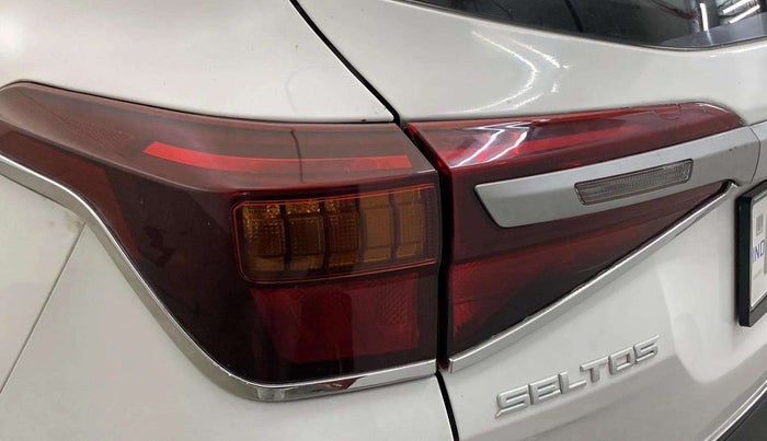 2019 KIA SELTOS HTK PLUS AT 1.5 DIESEL, Diesel, Automatic, 89,450 km, Left tail light - < 2 inches,no. = 2