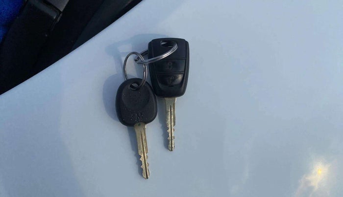 2019 Hyundai Grand i10 MAGNA 1.2 KAPPA VTVT, Petrol, Manual, 59,119 km, Key Close Up
