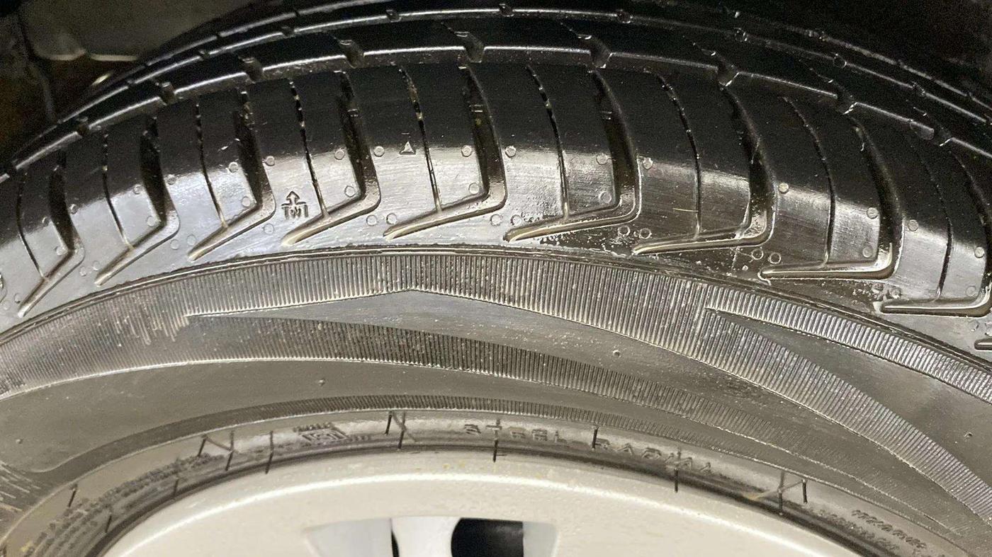 2024 Tata Tiago XE PETROL, Petrol, Manual, 13,036 km, Left Front Tyre Tread
